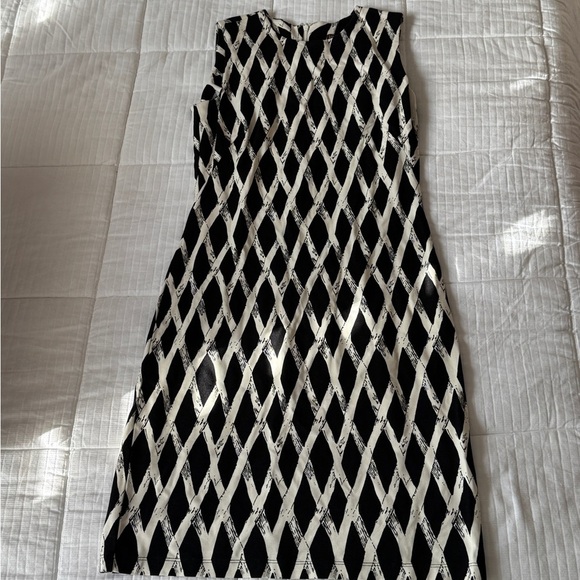 J. McLaughlin sleeveless workwear dress with diamond pattern, size S - Picture 3 of 8